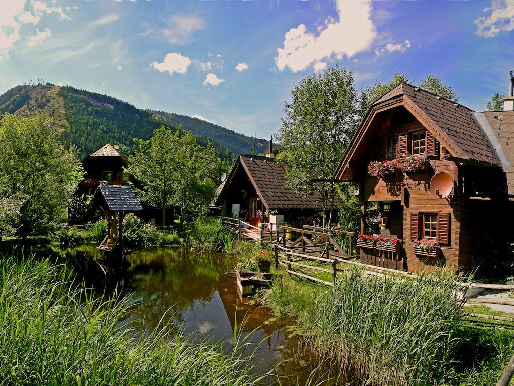 Ferienhaus Bettina Rassis Feriendorf Donnersbachwald Exterior foto